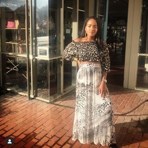 Flirty Floorlength Black & White Skirt